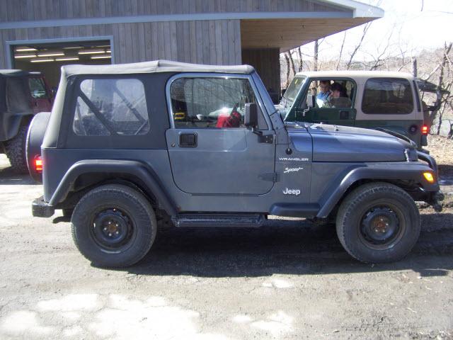 Photo of 2002 Jeep Wrangler