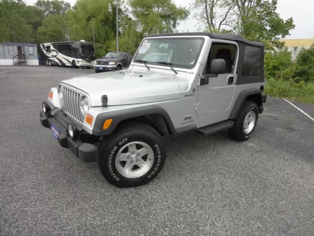Photo of 2004 Jeep Wrangler