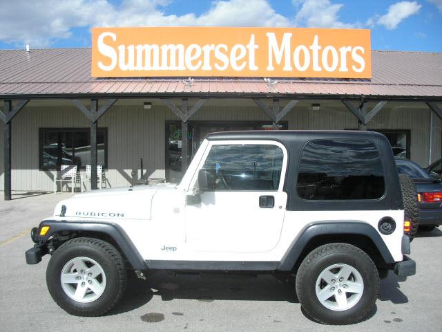 Photo of 2004 Jeep Wrangler