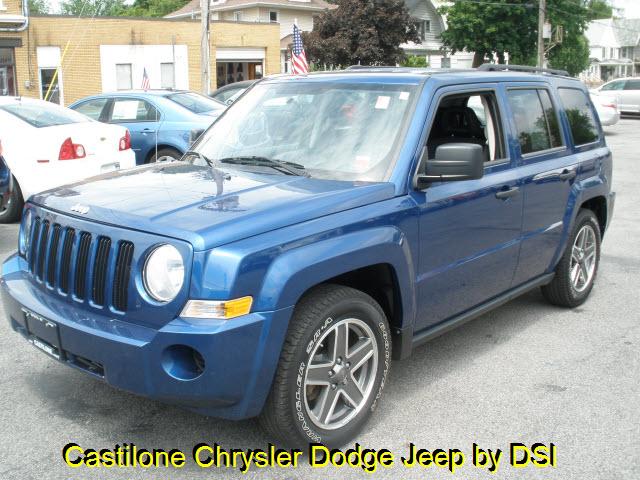 Photo of 2009 Jeep Patriot