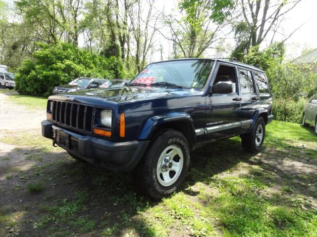 Photo of 2001 Jeep Cherokee