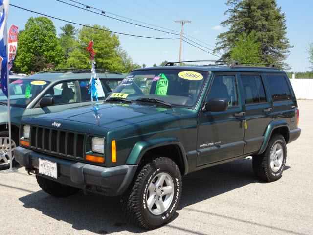 Photo of 2000 Jeep Cherokee