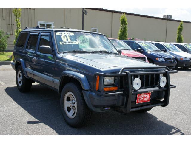 Photo of 2001 Jeep Cherokee