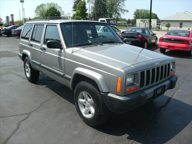Photo of 2001 Jeep Cherokee
