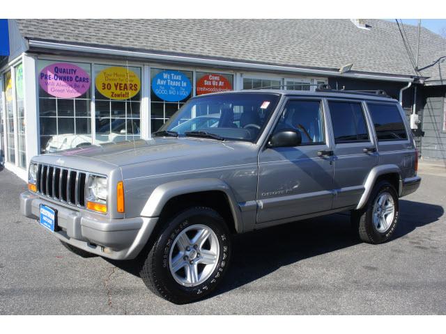 Photo of 2000 Jeep Cherokee