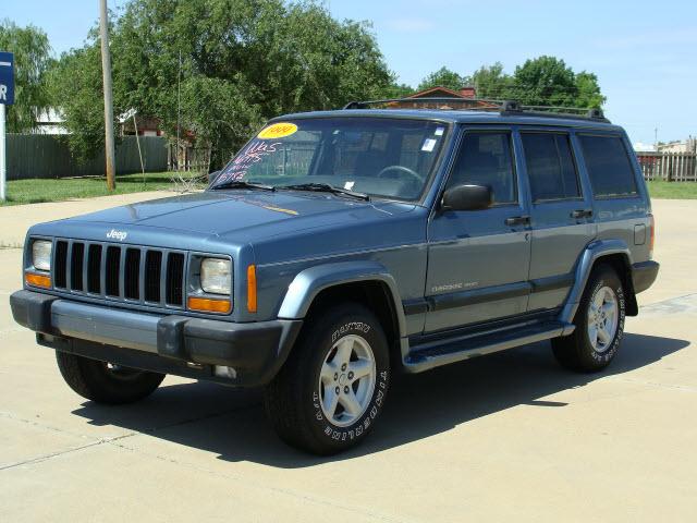 Photo of 1999 Jeep Cherokee