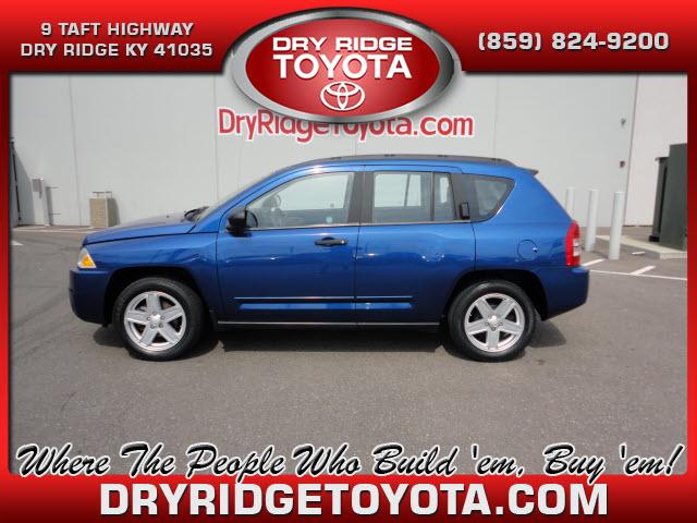 Photo of 2009 Jeep Compass