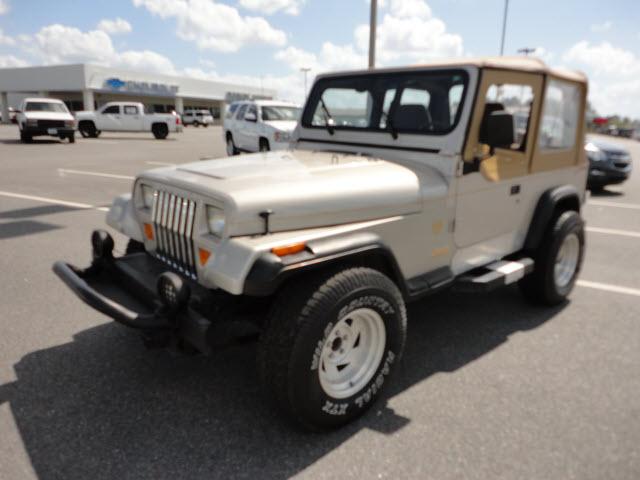 Photo of 1995 Jeep Wrangler