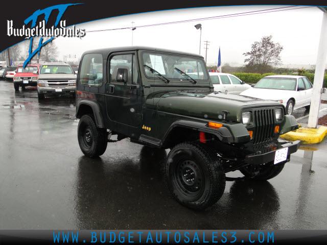 Photo of 1995 Jeep Wrangler