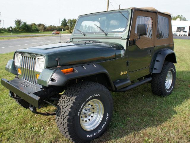 Photo of 1995 Jeep Wrangler
