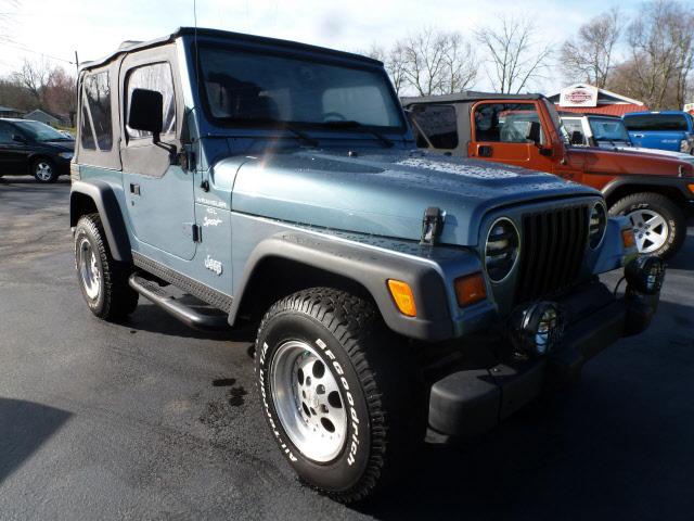 Photo of 1998 Jeep Wrangler