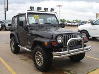 Photo of 1997 Jeep Wrangler