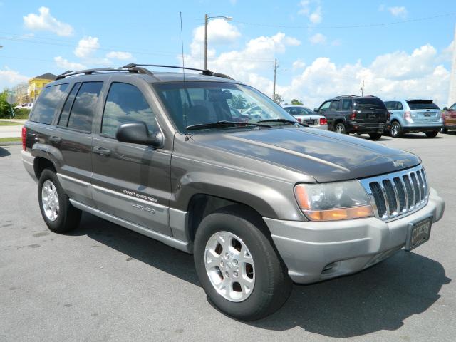 Photo of 2000 Jeep Grand Cherokee