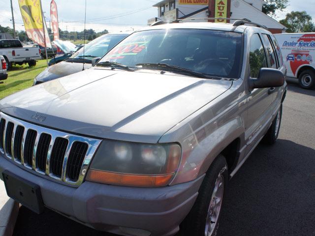 Photo of 2000 Jeep Grand Cherokee