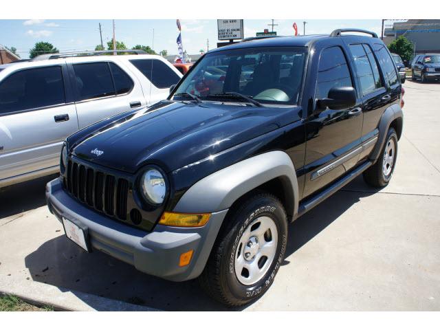 Photo of 2005 Jeep Liberty