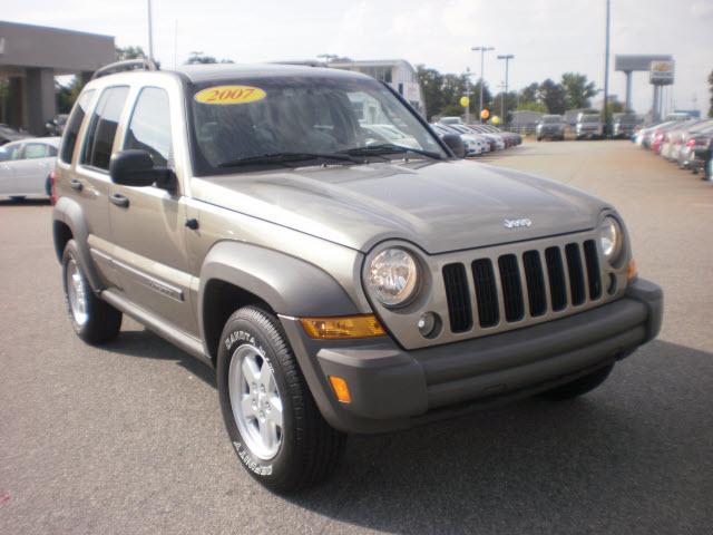 Photo of 2007 Jeep Liberty