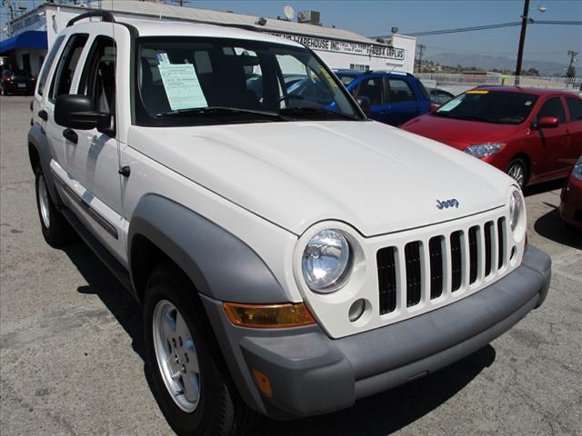 Photo of 2006 Jeep Liberty