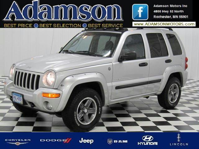 Photo of 2004 Jeep Liberty
