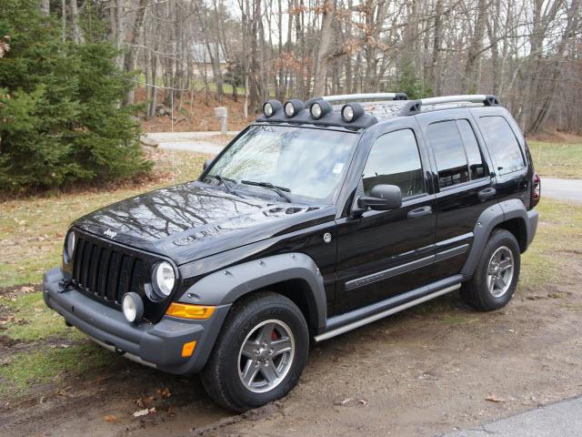 Photo of 2005 Jeep Liberty