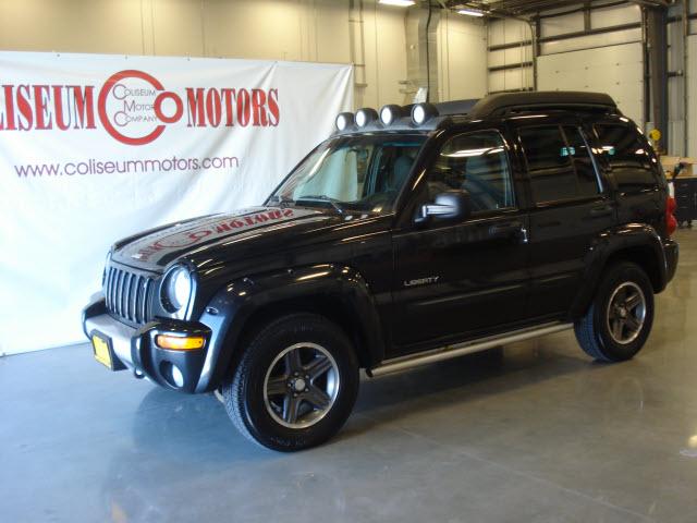 Photo of 2004 Jeep Liberty
