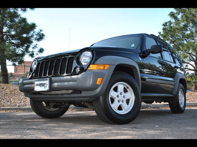 Photo of 2005 Jeep Liberty