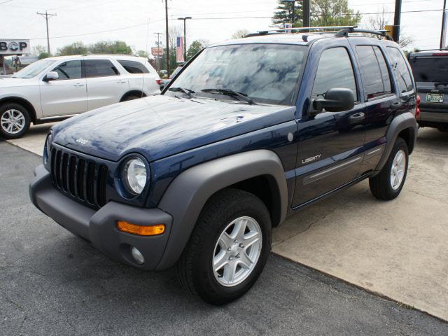 Photo of 2004 Jeep Liberty