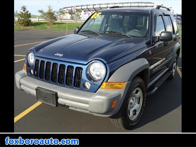 Photo of 2005 Jeep Liberty