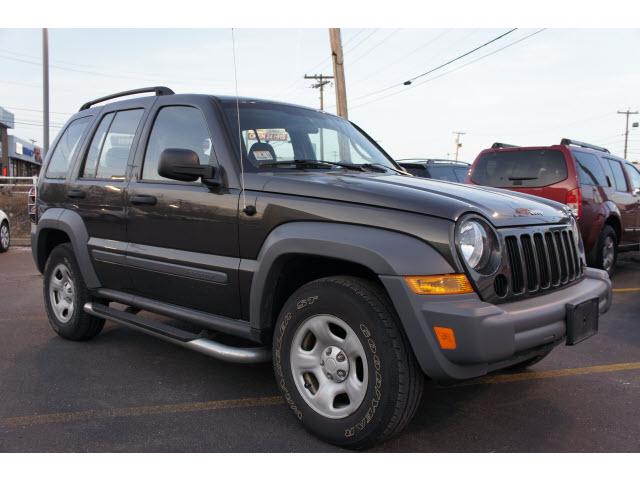 Photo of 2005 Jeep Liberty