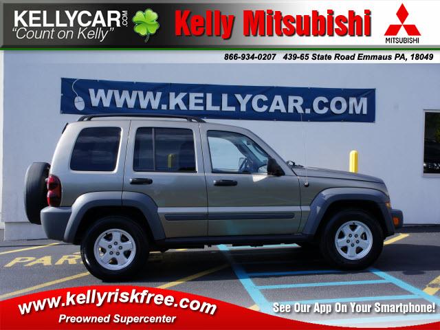 Photo of 2005 Jeep Liberty
