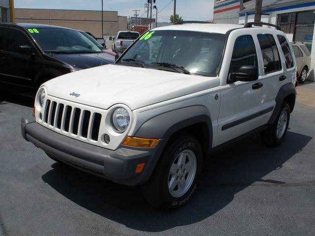 Photo of 2006 Jeep Liberty