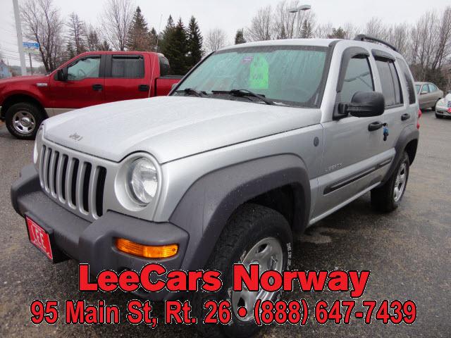 Photo of 2004 Jeep Liberty