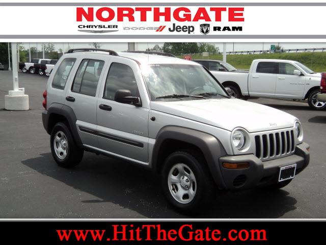 Photo of 2004 Jeep Liberty