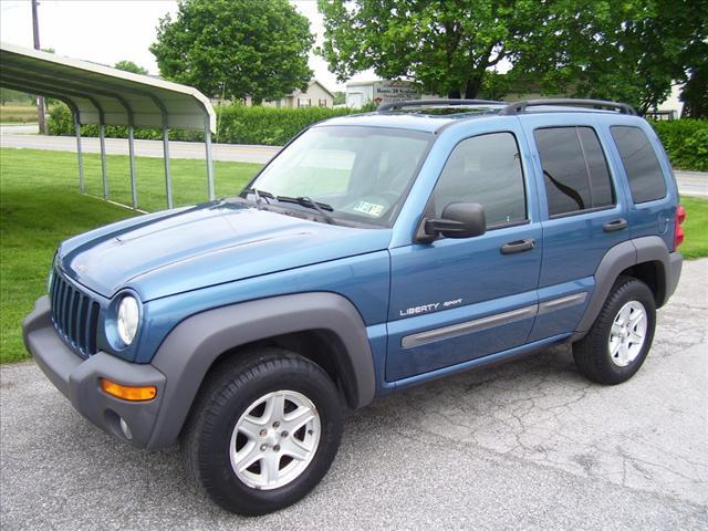 Photo of 2003 Jeep Liberty