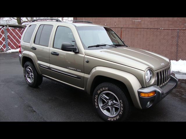 Photo of 2004 Jeep Liberty