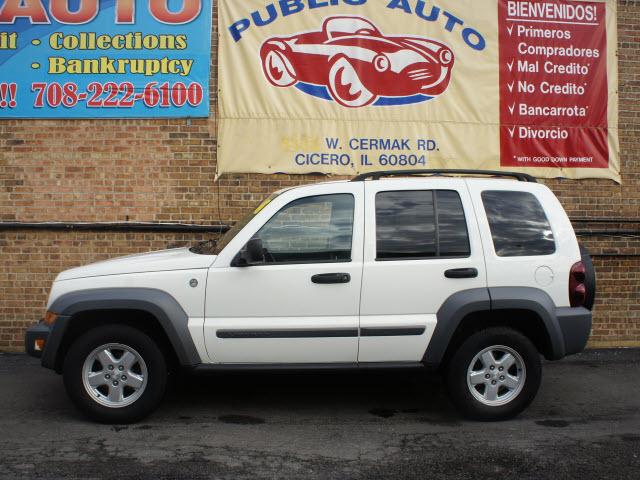 Photo of 2005 Jeep Liberty