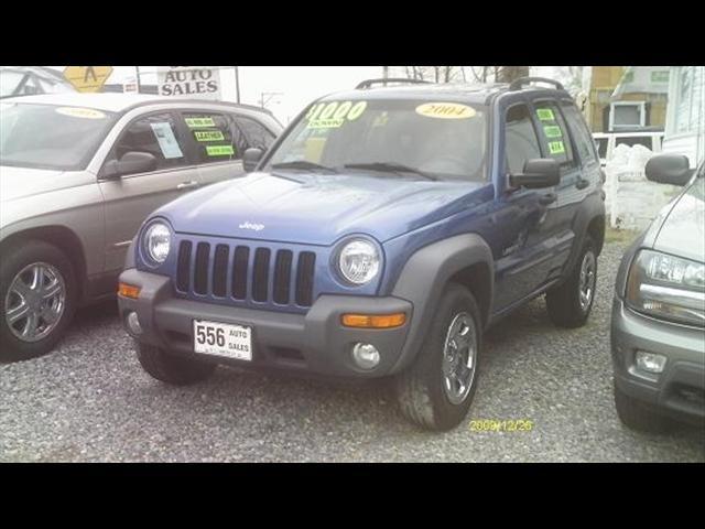 Photo of 2004 Jeep Liberty