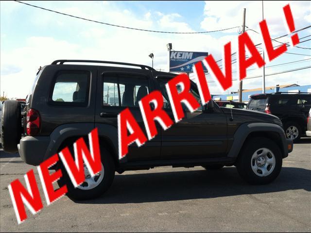 Photo of 2005 Jeep Liberty