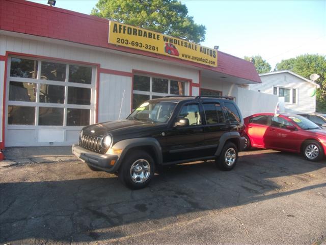 Photo of 2005 Jeep Liberty