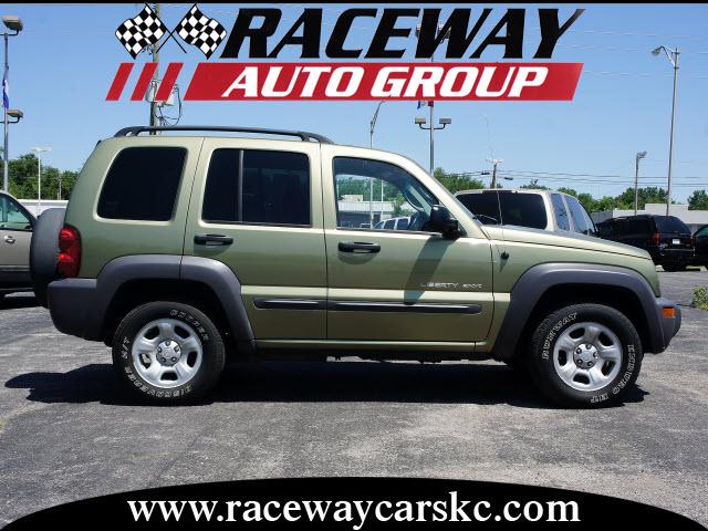 Photo of 2003 Jeep Liberty
