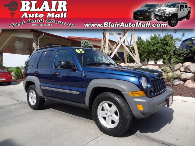 Photo of 2005 Jeep Liberty