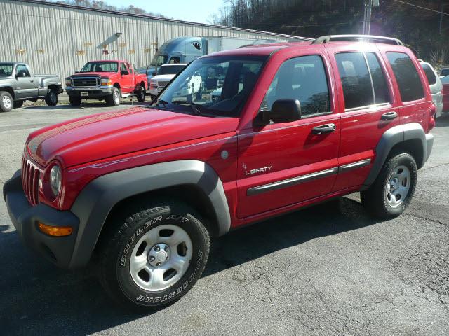 Photo of 2004 Jeep Liberty