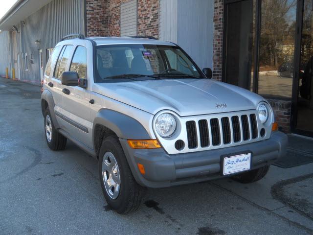 Photo of 2005 Jeep Liberty