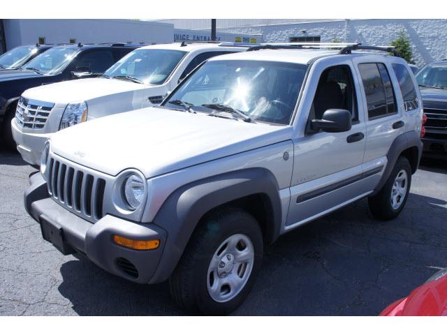 Photo of 2004 Jeep Liberty