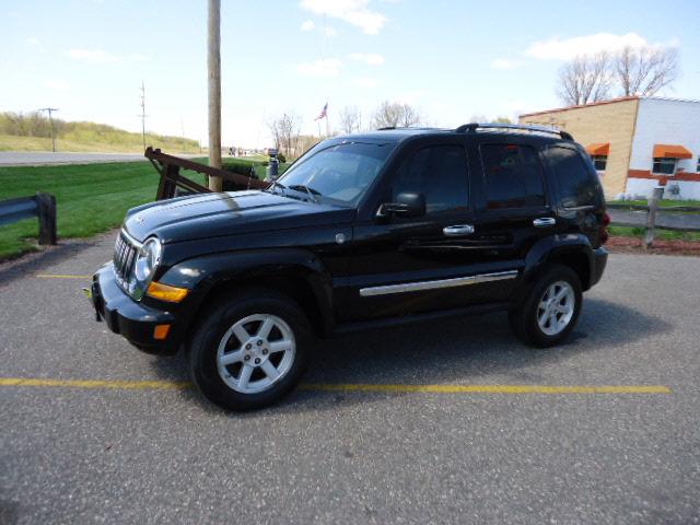 Photo of 2005 Jeep Liberty
