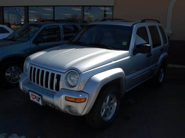 Photo of 2002 Jeep Liberty
