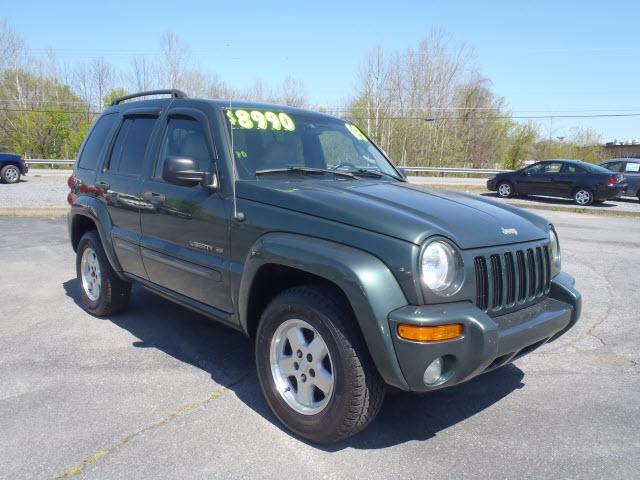 Photo of 2003 Jeep Liberty