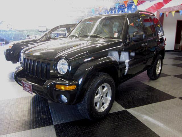 Photo of 2002 Jeep Liberty