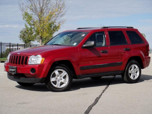 Photo of 2005 Jeep Grand Cherokee