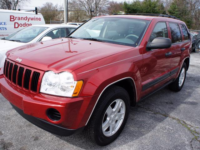 Photo of 2005 Jeep Grand Cherokee