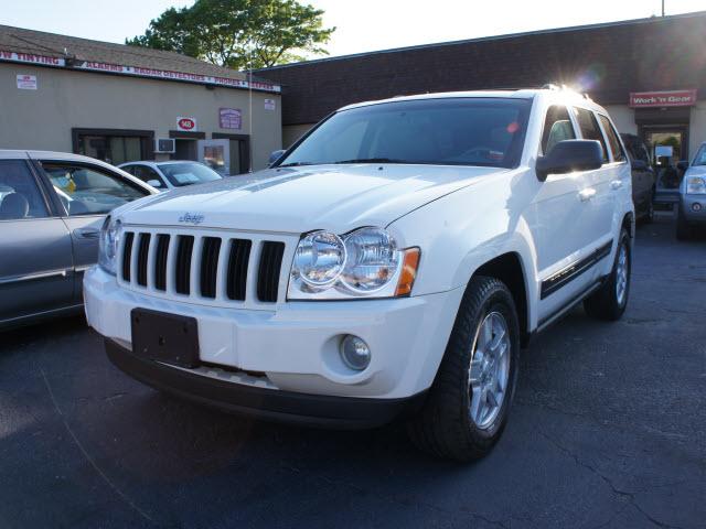 Photo of 2006 Jeep Grand Cherokee